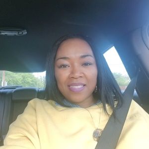 Meet your Posher, Dedra